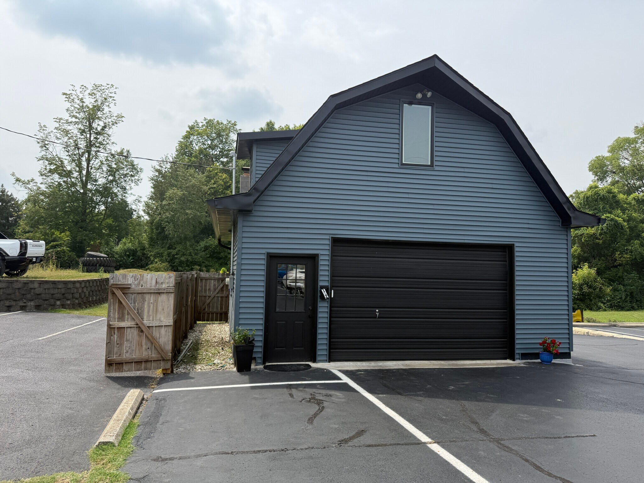 484 N Madison Ave, Greenwood, IN à louer Photo de l’immeuble– Image 1 sur 5