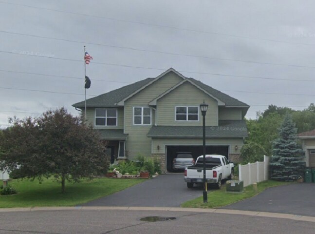 12345 Butternut St Nw, Minneapolis, MN à vendre - Photo principale – Image 1 sur 2
