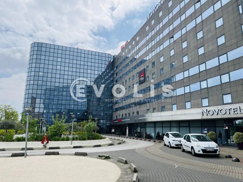 10 Allée Bienvenue, Noisy-le-Grand à louer - Photo de l’immeuble – Image 2 sur 12