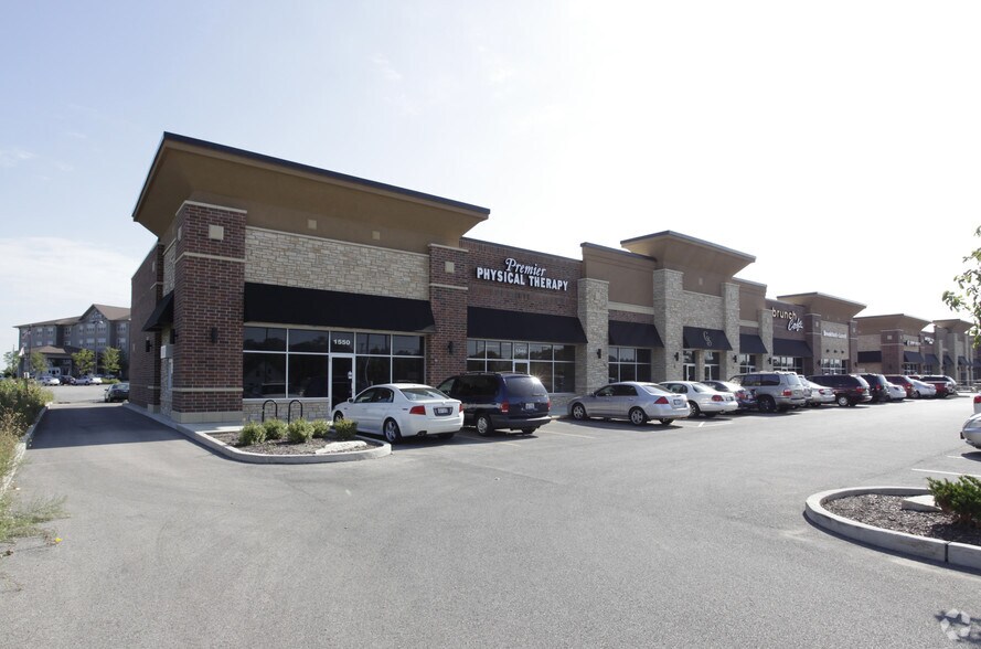 1520 Lake St, Roselle, IL à louer - Photo de l’immeuble – Image 2 sur 15