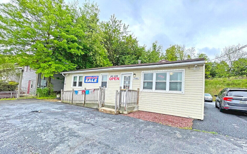 7981 Paxton St, Harrisburg, PA à louer - Photo de l’immeuble – Image 3 sur 17