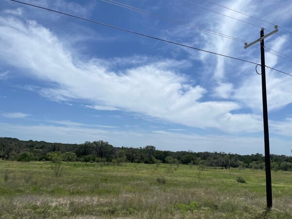221 W Rolling Oaks Dr, Goldthwaite, TX à vendre - Photo de l’immeuble – Image 3 sur 54