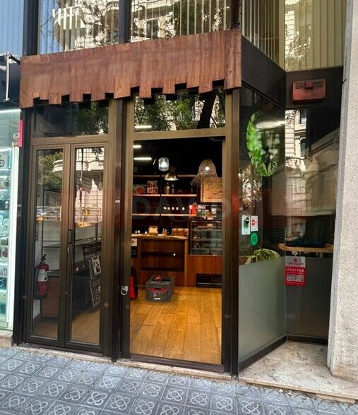 Local commercial dans Barcelone, Barcelona à louer - Photo intérieure – Image 3 sur 5