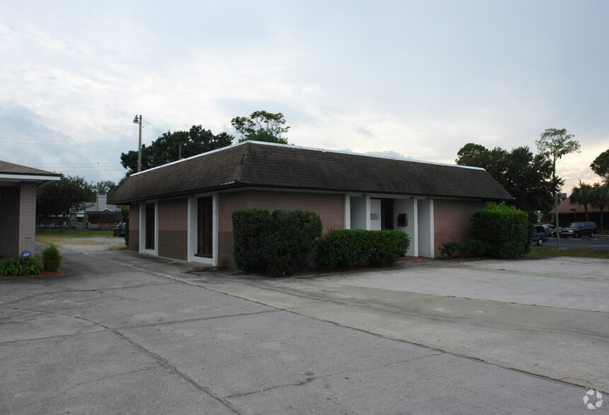 1515 E Memorial Blvd, Lakeland, FL à louer - Photo principale – Image 1 sur 9