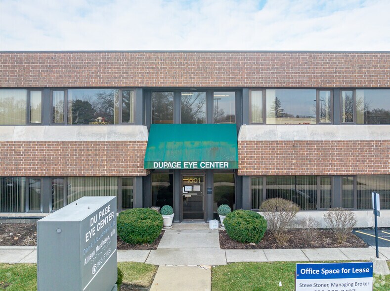 1001 Ogden Ave, Downers Grove, IL à louer - Photo de l’immeuble – Image 2 sur 7