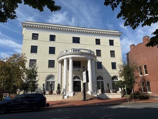 Plus de détails pour 904 Princess Anne St, Fredericksburg, VA - Bureau à vendre