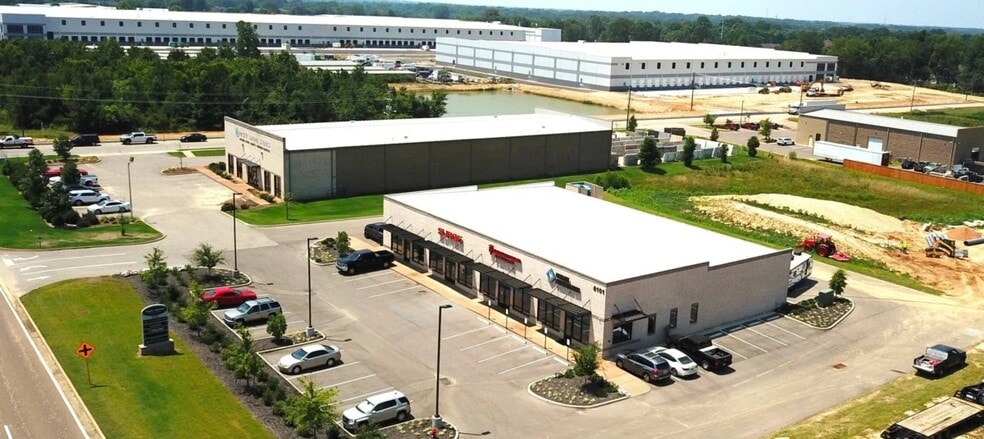 8101 Hacks Cross Rd, Olive Branch, MS à louer - Photo principale – Image 2 sur 7