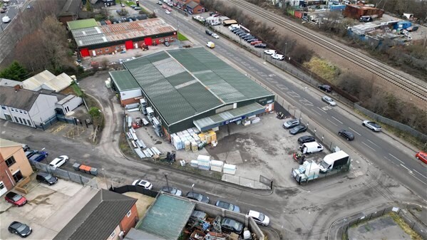 R Hicks & Sons, Brimington Rd N, Chesterfield à louer - Photo de l’immeuble – Image 2 sur 3