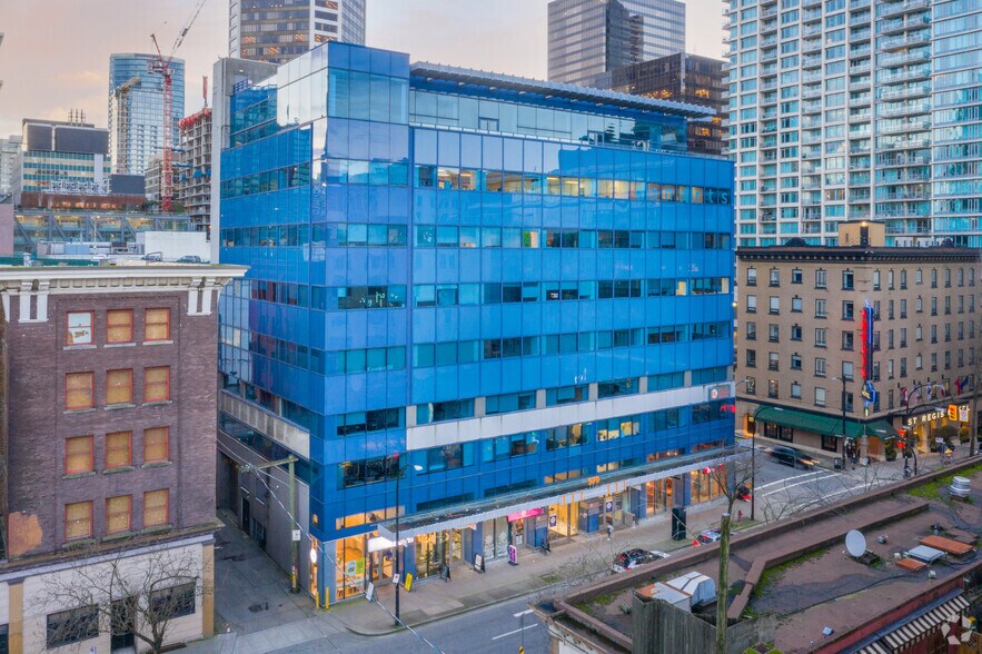 570 Dunsmuir St, Vancouver, BC à louer - Photo de l’immeuble – Image 1 sur 7