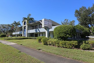 Plus de détails pour 2150 49th St N, Saint Petersburg, FL - Local commercial à louer