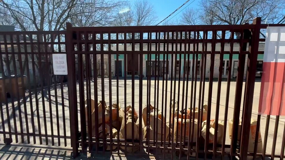 2205 E 5th St, Austin, TX à louer - Vidéo sur l’annonce professionnelle – Image 2 sur 10