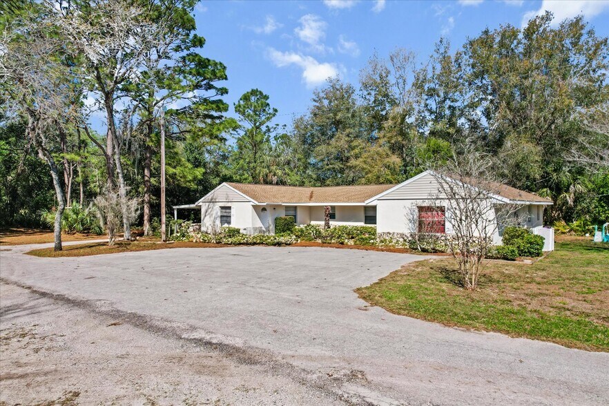 6370-6384 S Suncoast Blvd, Homosassa, FL à louer - Photo de l’immeuble – Image 3 sur 22