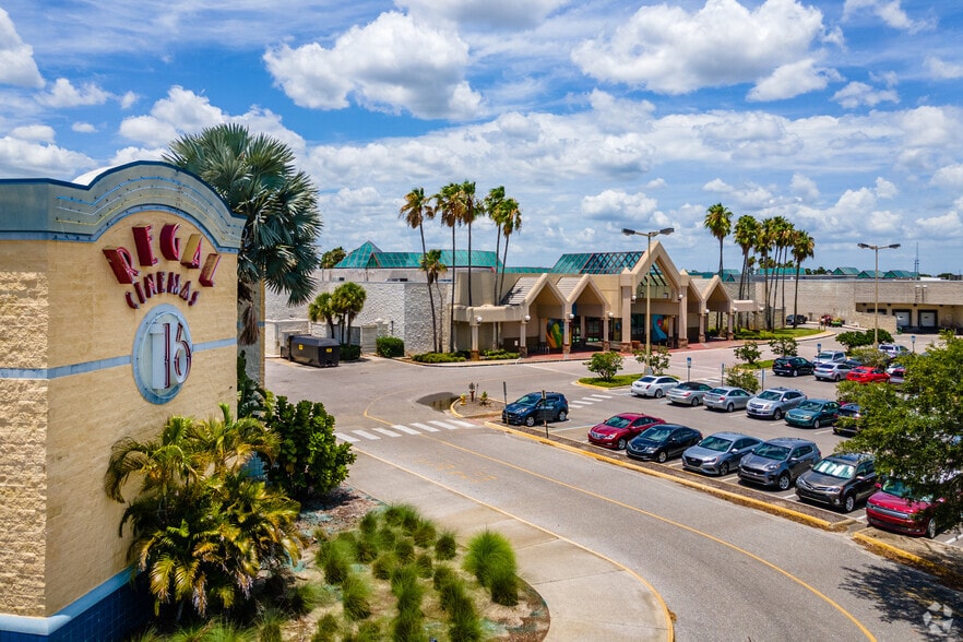 1441 Tamiami Trl, Port Charlotte, FL à vendre - Photo principale – Image 1 sur 8