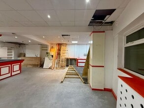 90 Rice Ln, Liverpool à louer Photo intérieure– Image 1 sur 12