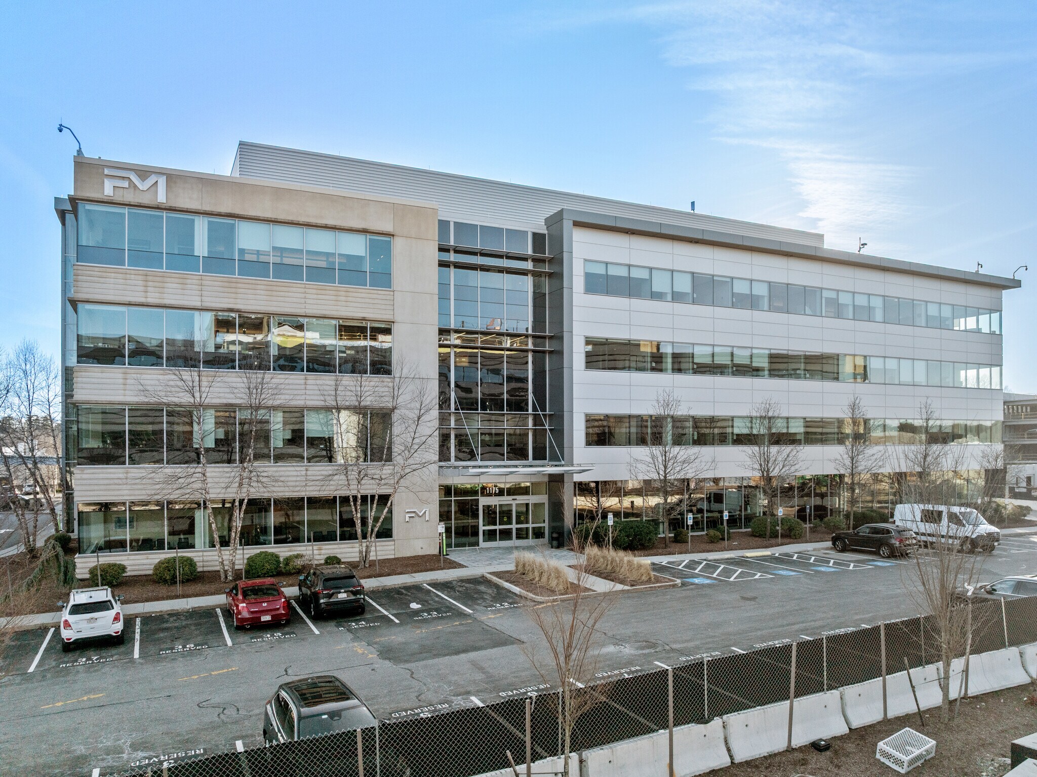 1175-1177 Boston Providence Tpke, Norwood, MA à louer Photo de l’immeuble– Image 1 sur 9