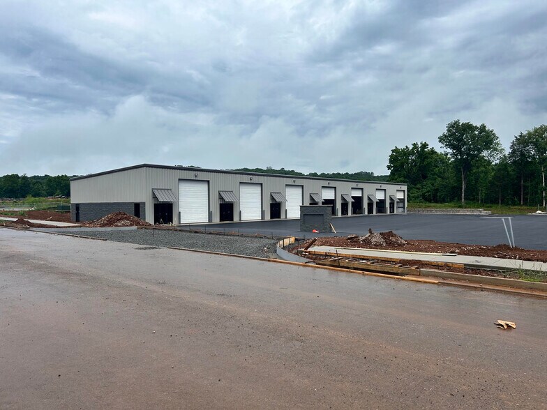 1590 James Stewart Lane, Bowling Green, KY à louer - Photo de l’immeuble – Image 2 sur 12
