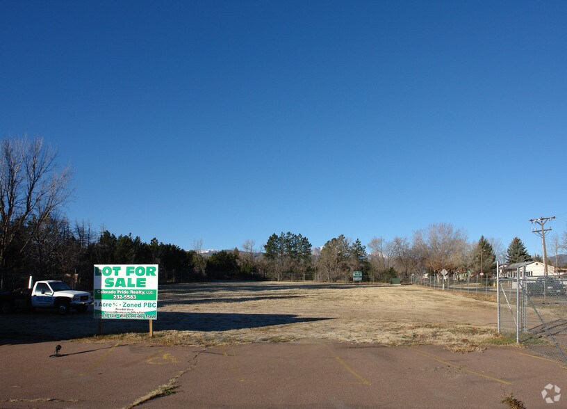 2725-2755 San Miguel St, Colorado Springs, CO à vendre - Photo de l’immeuble – Image 2 sur 6