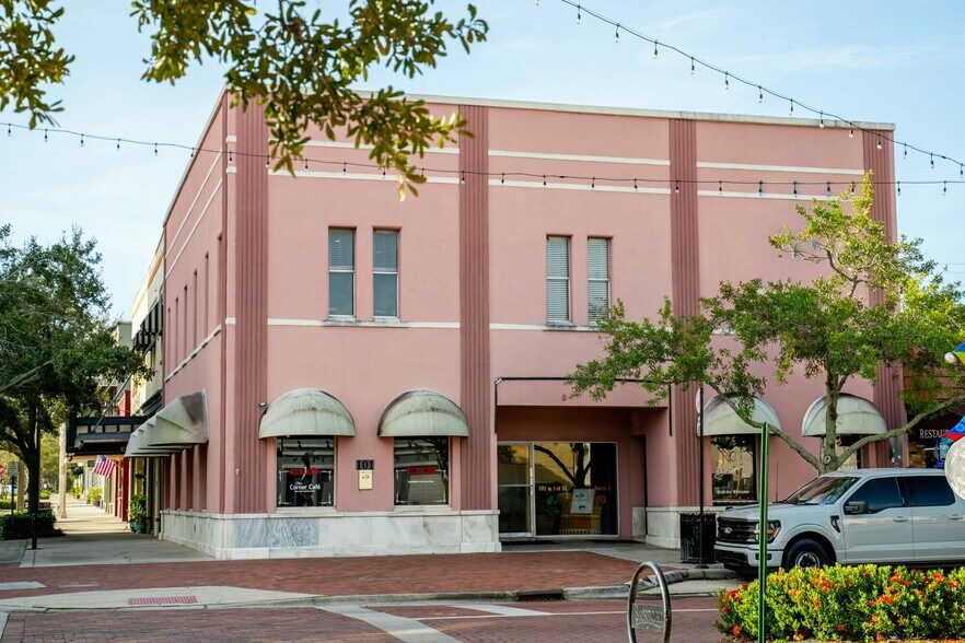 101 W 1st St, Sanford, FL à vendre - Photo de l’immeuble – Image 3 sur 47