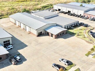 Plus de détails pour 320 NE 145th Pl, Edmond, OK - Industriel/Logistique à louer