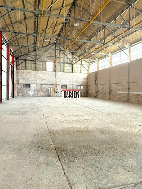 Industriel/Logistique dans Manosque à vendre Photo de l’immeuble– Image 1 sur 5