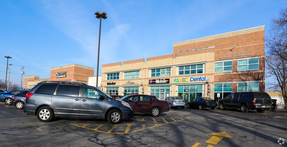 100-204 E Capitol Dr, Milwaukee, WI à louer - Photo principale – Image 1 sur 8