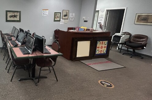 1943-1947 Woodson Rd, Overland, MO à louer - Photo de l’immeuble – Image 3 sur 4