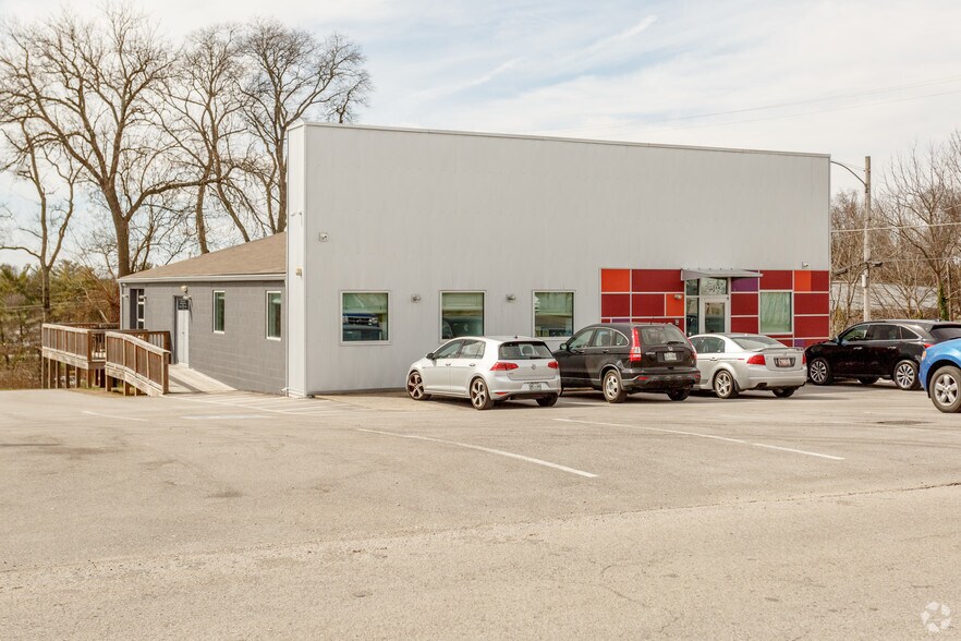 2503 Eugenia Ave, Nashville, TN à vendre - Photo principale – Image 1 sur 12