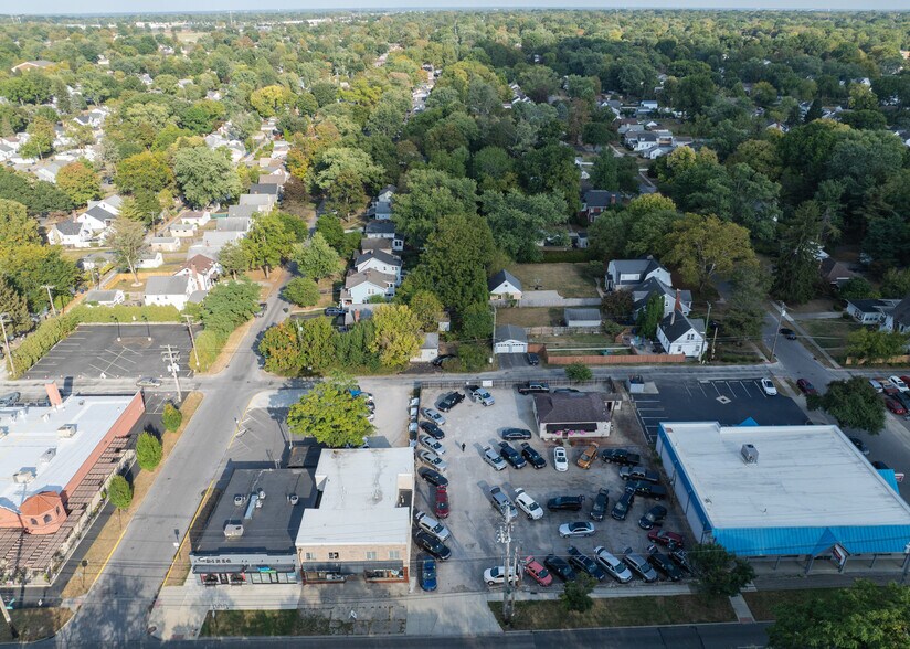 4760-4764 N High St, Columbus, OH à vendre - Photo de l’immeuble – Image 3 sur 54