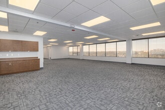 9485 Regency Square Blvd, Jacksonville, FL à louer Photo intérieure– Image 2 sur 4