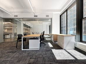 270 Madison Ave, New York, NY à louer Photo intérieure– Image 1 sur 13