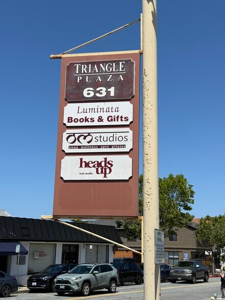 631 Cass St, Monterey, CA à louer - Photo de l’immeuble – Image 3 sur 6