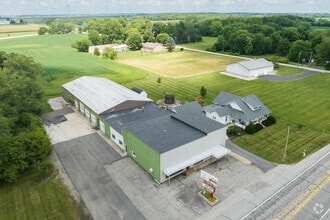 7074 W State Road 28, Elwood, IN - VUE AÉRIENNE  vue de carte - Image1