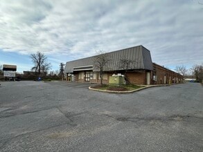 9201-9231 Oxon Hill Rd, Fort Washington, MD à louer Photo intérieure– Image 2 sur 10