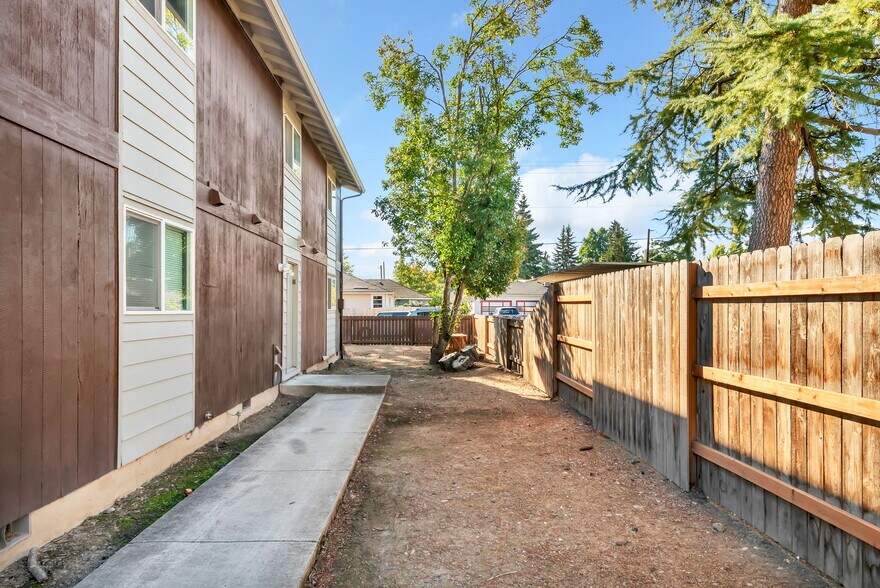 805-875 Gerth Ave NW, Salem, OR à vendre - Photo de l’immeuble – Image 3 sur 23