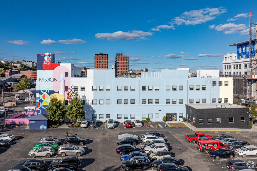 50 Harrison St, Hoboken, NJ à louer - Photo de l’immeuble – Image 3 sur 37