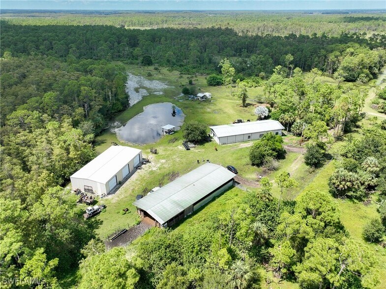 17800 Grand Chenier Rd, Fort Myers, FL à vendre - Aérien – Image 3 sur 25