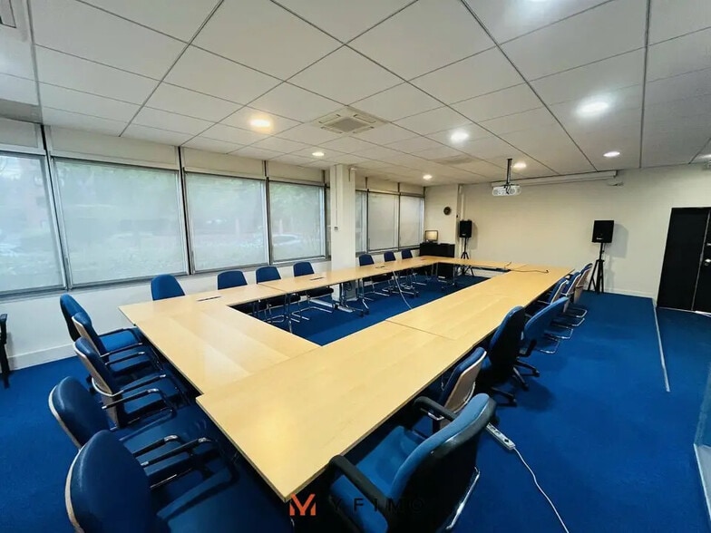 Bureau dans Meudon à louer - Photo intérieure – Image 2 sur 7