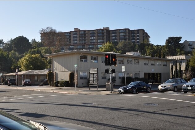 101 N El Camino Real, San Mateo, CA à vendre - Photo de l’immeuble – Image 3 sur 11