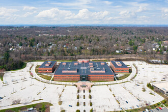 150 N Radnor Chester Rd, Radnor, PA - VUE AÉRIENNE  vue de carte - Image1