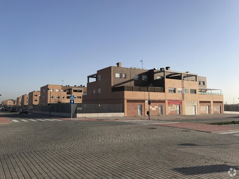 Immeuble residentiel dans Parla, Madrid à vendre - Photo principale – Image 1 sur 2