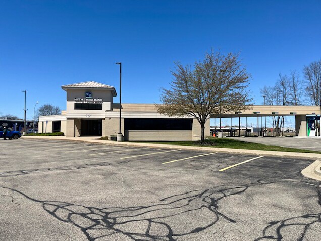 710 Seminole Rd, Muskegon, MI à vendre - Photo de l’immeuble – Image 2 sur 2