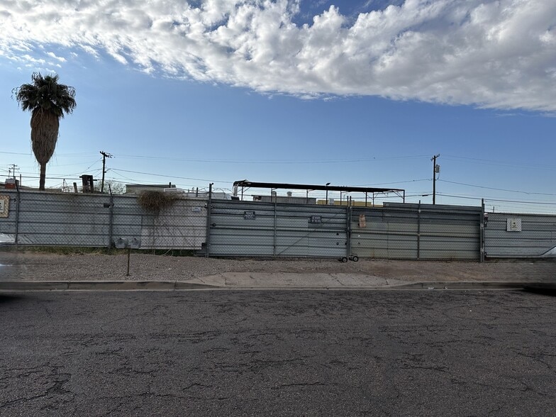 2533 E Jackson St, Phoenix, AZ à vendre - Photo principale – Image 2 sur 3