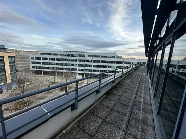 Plus de détails pour Bureau à louer