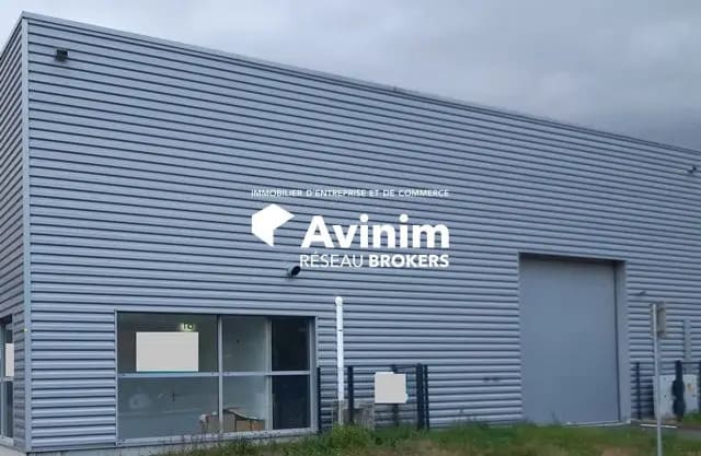 Plus de détails pour Local commercial à louer