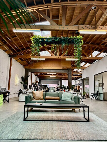 923-927 S Santa Fe Ave, Los Angeles, CA à louer - Photo intérieure – Image 3 sur 11