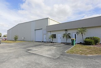 Plus de détails pour 1401 Rail Head Blvd, Naples, FL - Industriel/Logistique à louer