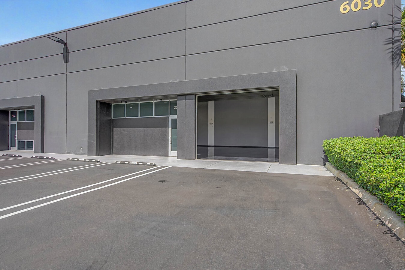 6030 NW 102nd Ave, Doral, FL 33178 - Lot 205 -  - Photo intérieure - Image 1 of 26