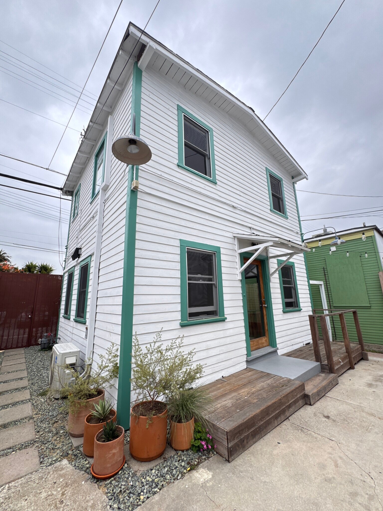 1413 Abbot Kinney Blvd, Venice, CA à louer Photo de l’immeuble– Image 1 sur 5