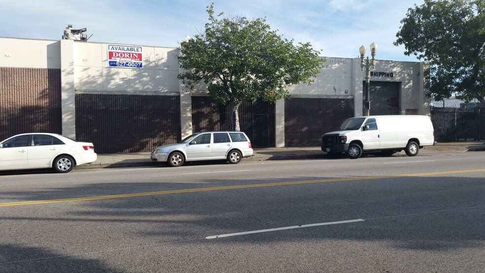 3816-3818 S Broadway, Los Angeles, CA à louer - Photo principale – Image 1 sur 3