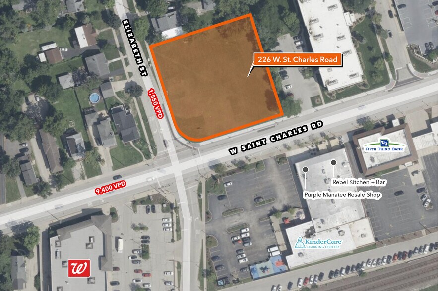226 W St. Charles Rd, Lombard, IL à louer - Photo de l’immeuble – Image 2 sur 5